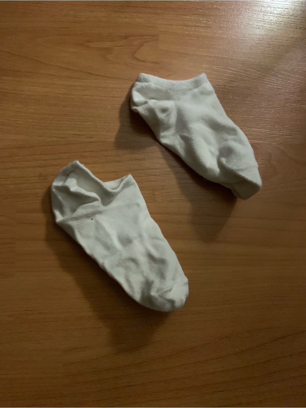 White No-Show Men's Socks - Comfortable Low-Cut Sock Pair